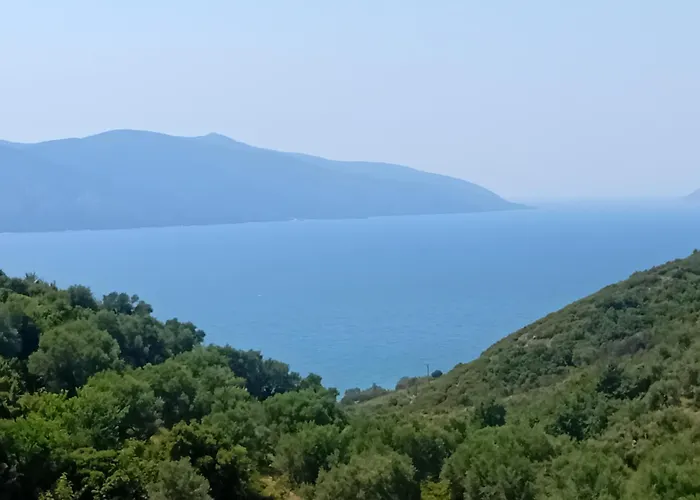 别墅 Telo Shehu Radhimë